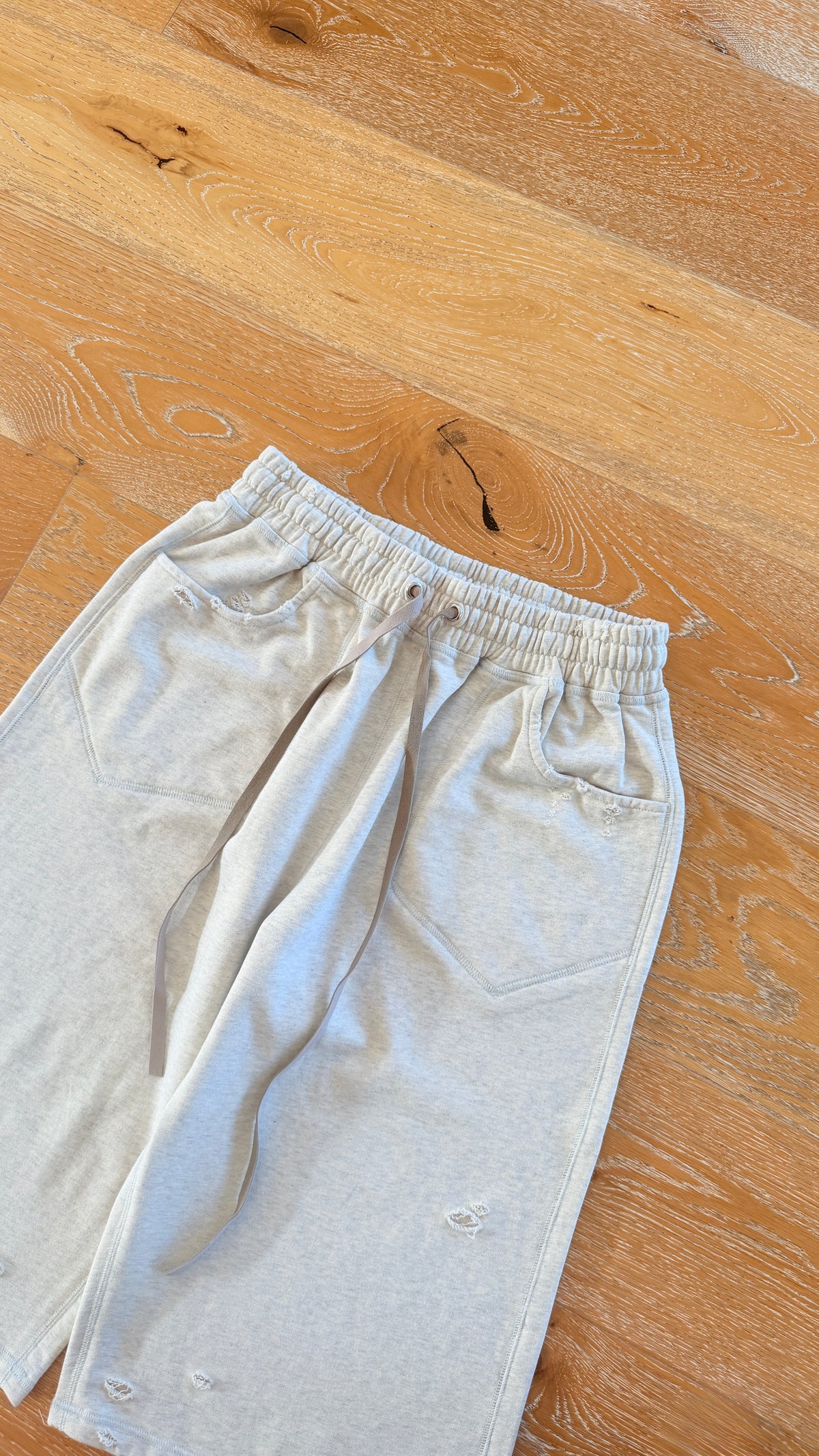 Oatmeal Lounge Capris